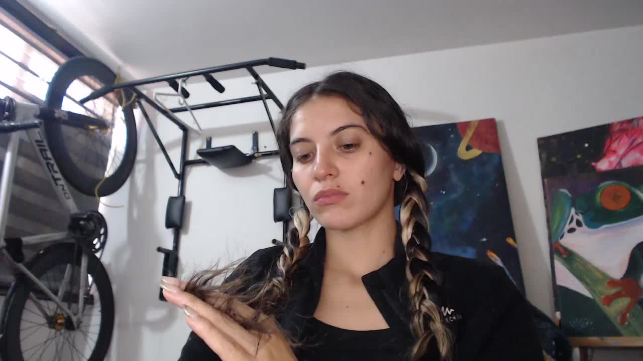 mariecam420 Live Sex December 14, 2025