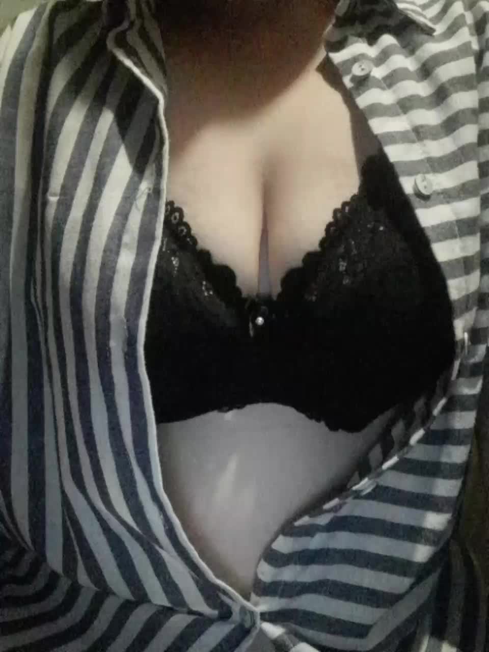 Iriska2025 Live Sex December 18, 2025