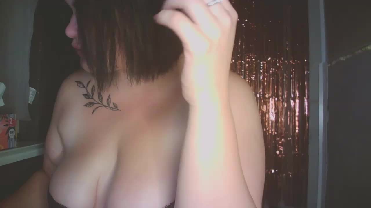 Adelina02 Live Sex December 13, 2025