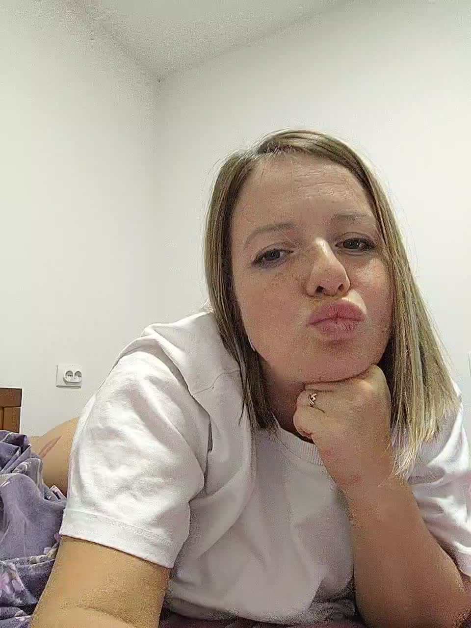 Natalii87 Live Sex December 13, 2025