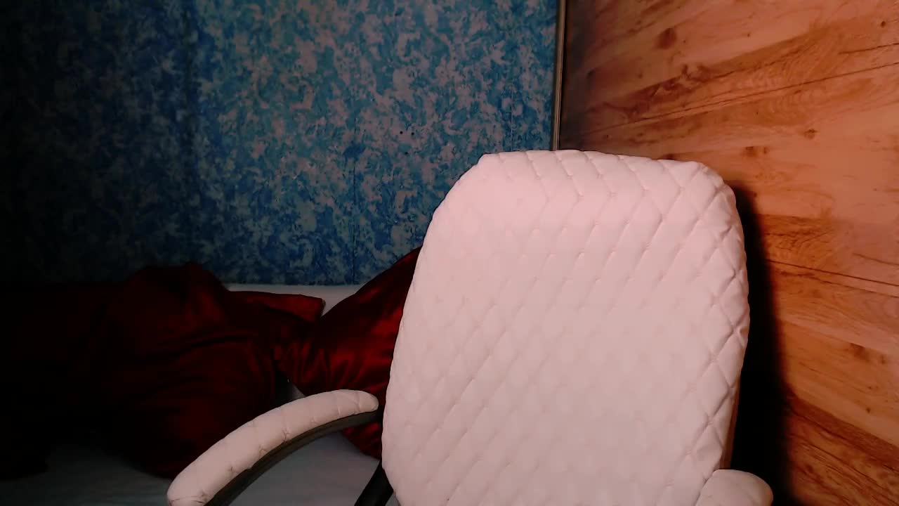 1CrazyPussy Live Sex December 13, 2025