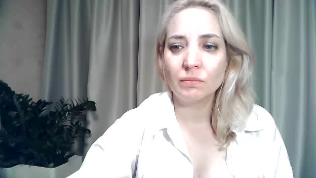 mariska-kiska Live Sex December 18, 2025