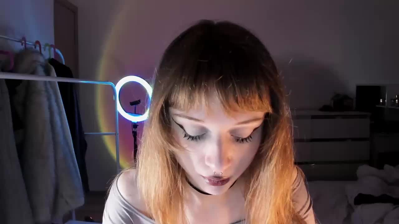 mnepohuyy Live Sex December 14, 2025