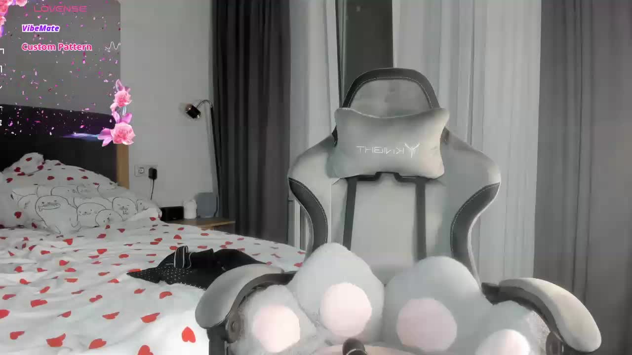 Mila-Nox Live Sex December 12, 2025