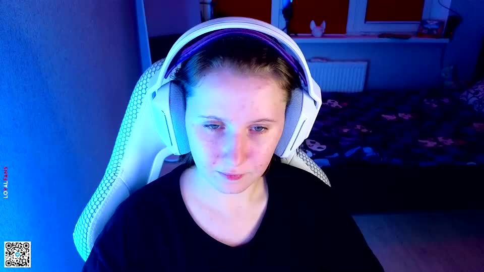 moon_avengers Live Sex December 13, 2025