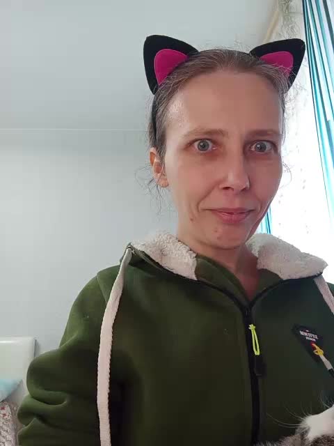 -Queen-Margo- Live Sex December 14, 2025