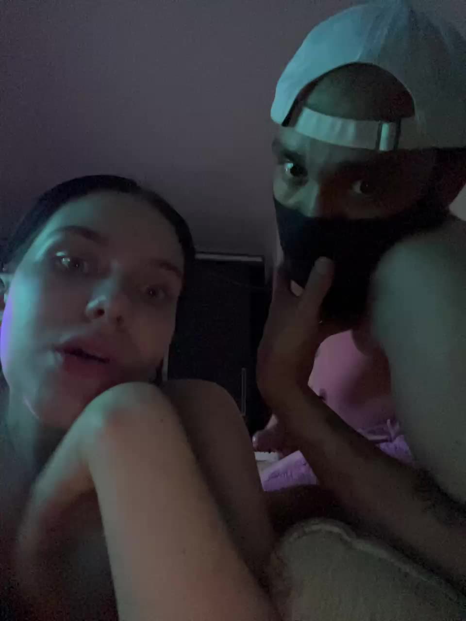 muzhzhena911 Live Sex December 12, 2025