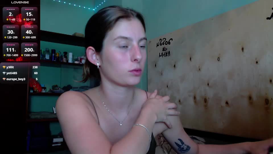 jalevakitties2 Live Sex December 12, 2025