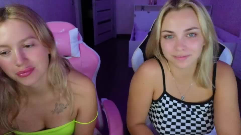 stefany_and_bettany Live Sex December 13, 2025
