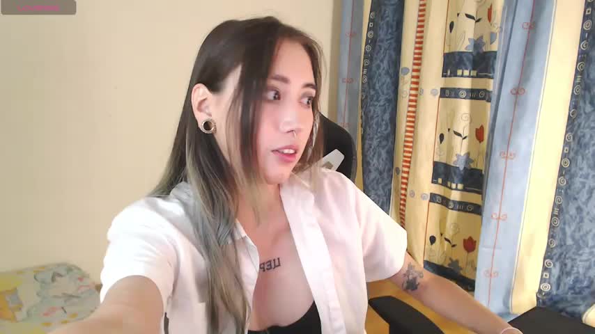 lisa__lisa Live Sex December 13, 2025