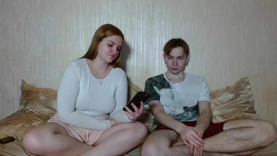 love_language776834 Live Sex December 17, 2025