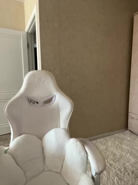 -viksik- Live Sex December 13, 2025