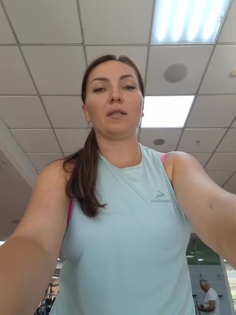 DIVORA Live Sex December 18, 2025