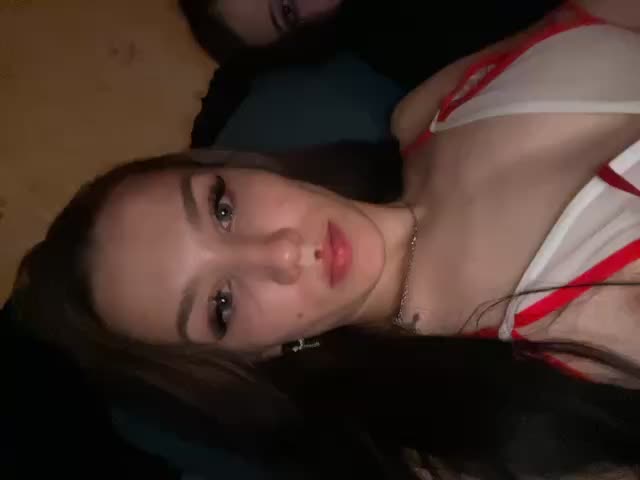 Sexy-Couple Live Sex December 12, 2025