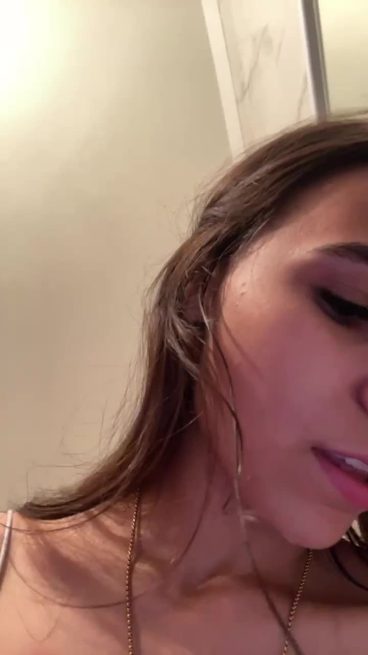 LenaGordon Live Sex December 18, 2025