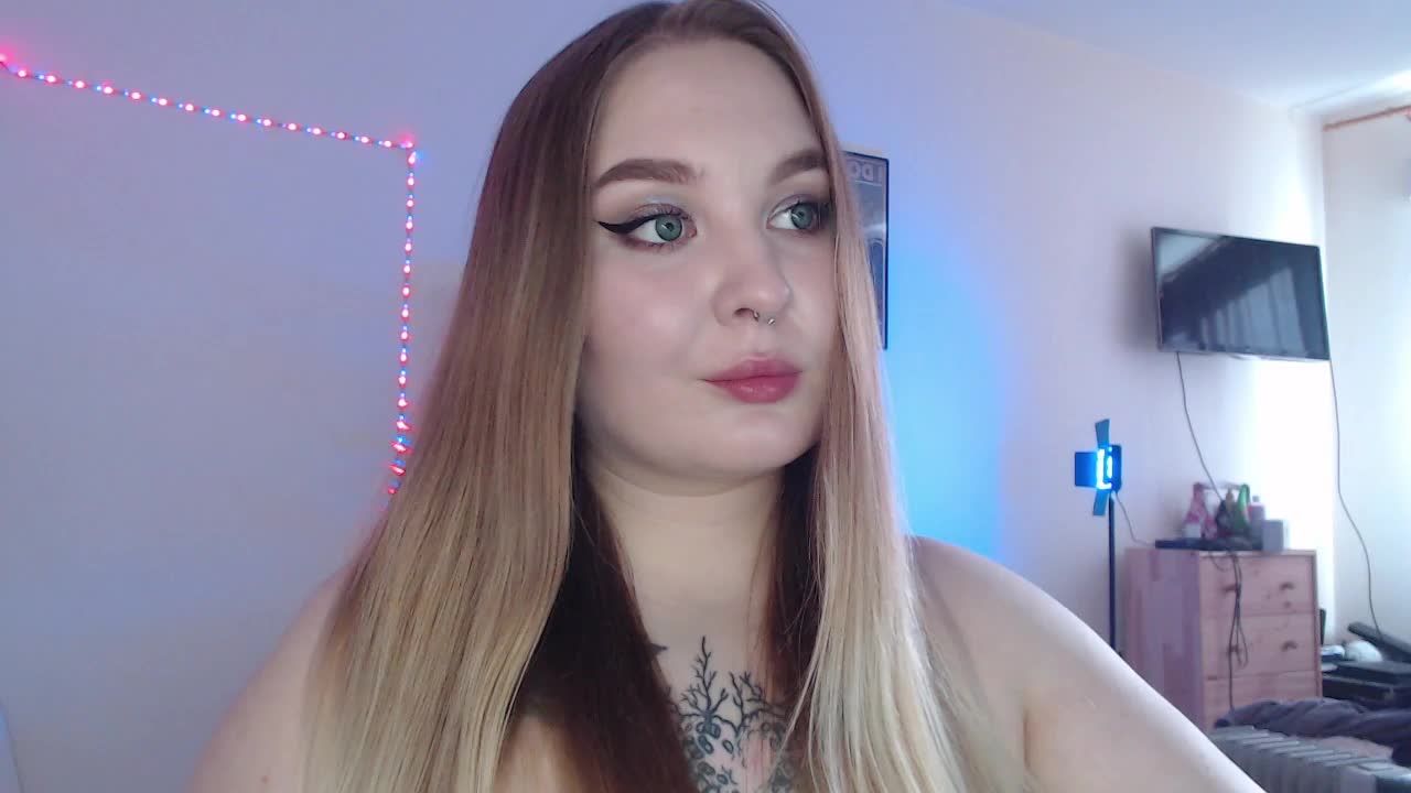 Greeenfriends6969 Live Sex December 13, 2025