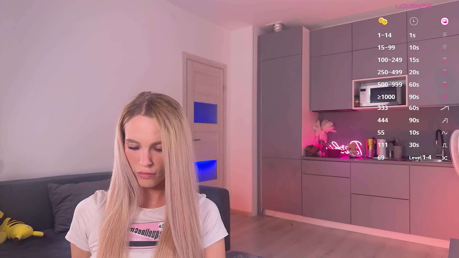 BlushMikki Live Sex December 17, 2025