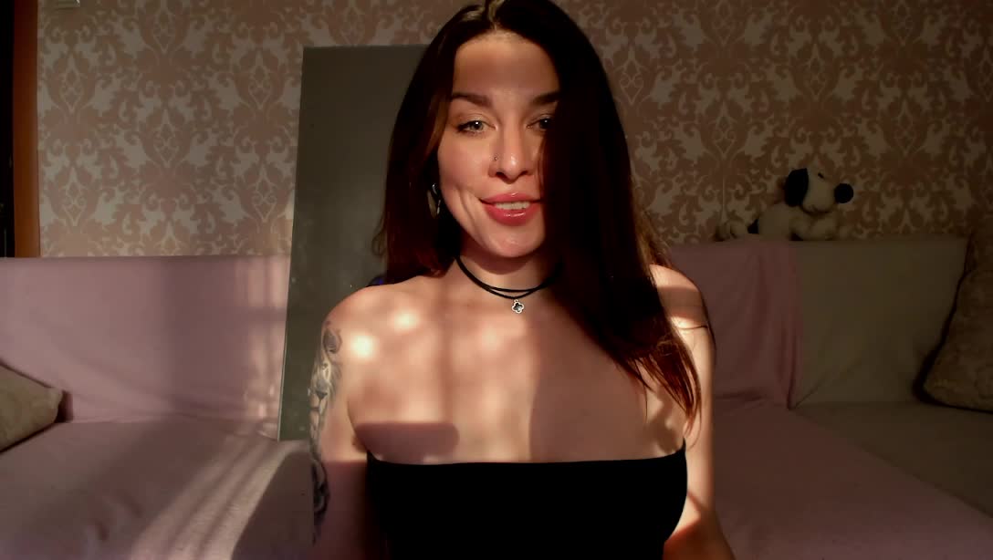 FoxyAlisa Live Sex December 14, 2025