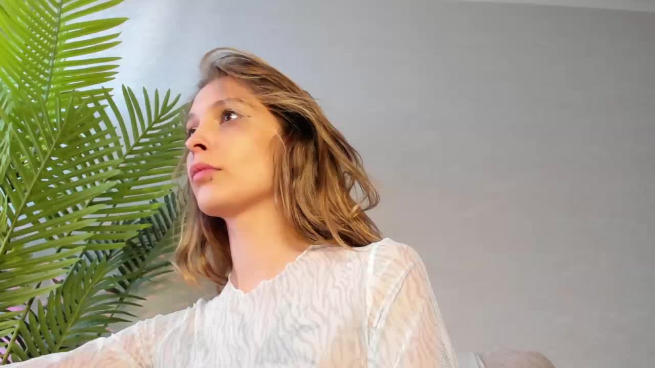 Maribett Live Sex December 17, 2025