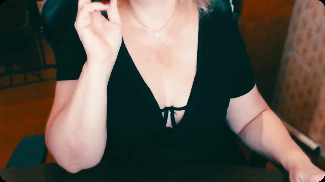 Alisa1917 Live Sex December 17, 2025