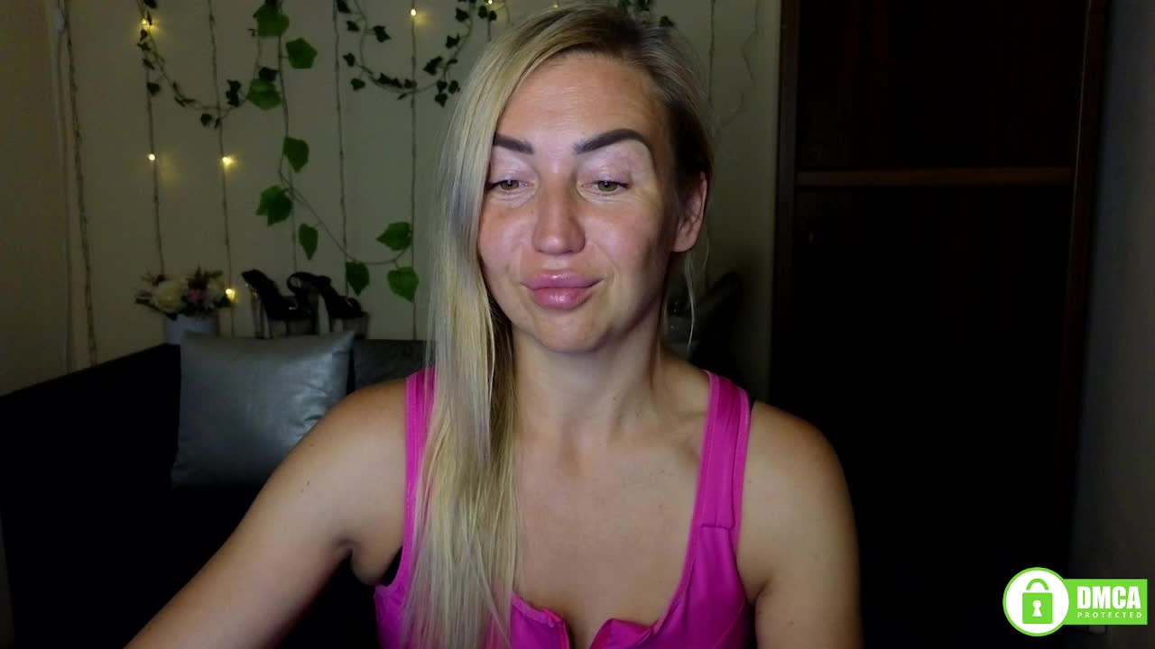 Jullyblondkiss Live Sex December 13, 2025