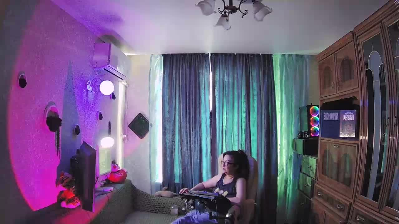 Infodar Live Sex December 15, 2025