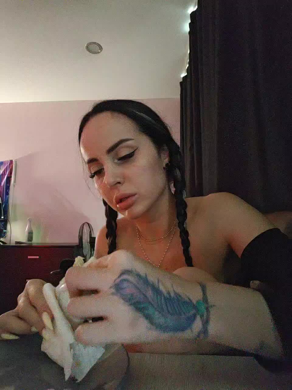 AmaReda Live Sex December 19, 2025