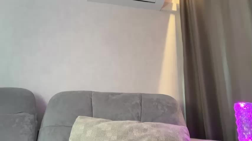 MillyMillya Live Sex December 13, 2025