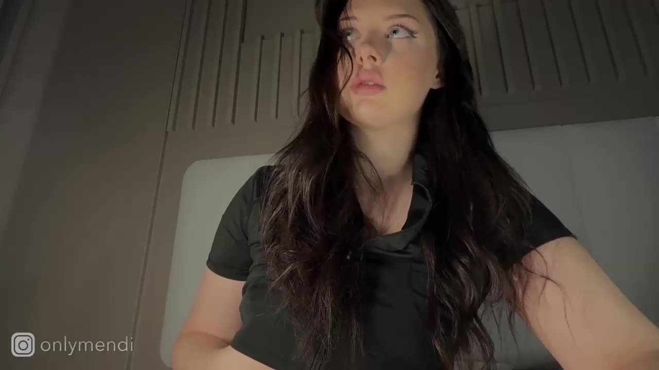 MENNDI Live Sex December 18, 2025