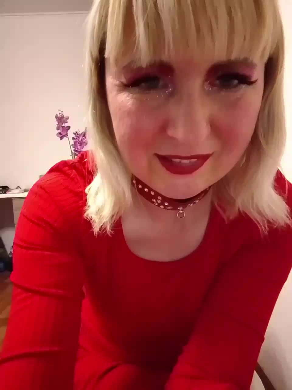 Lady_in_Red Live Sex December 13, 2025