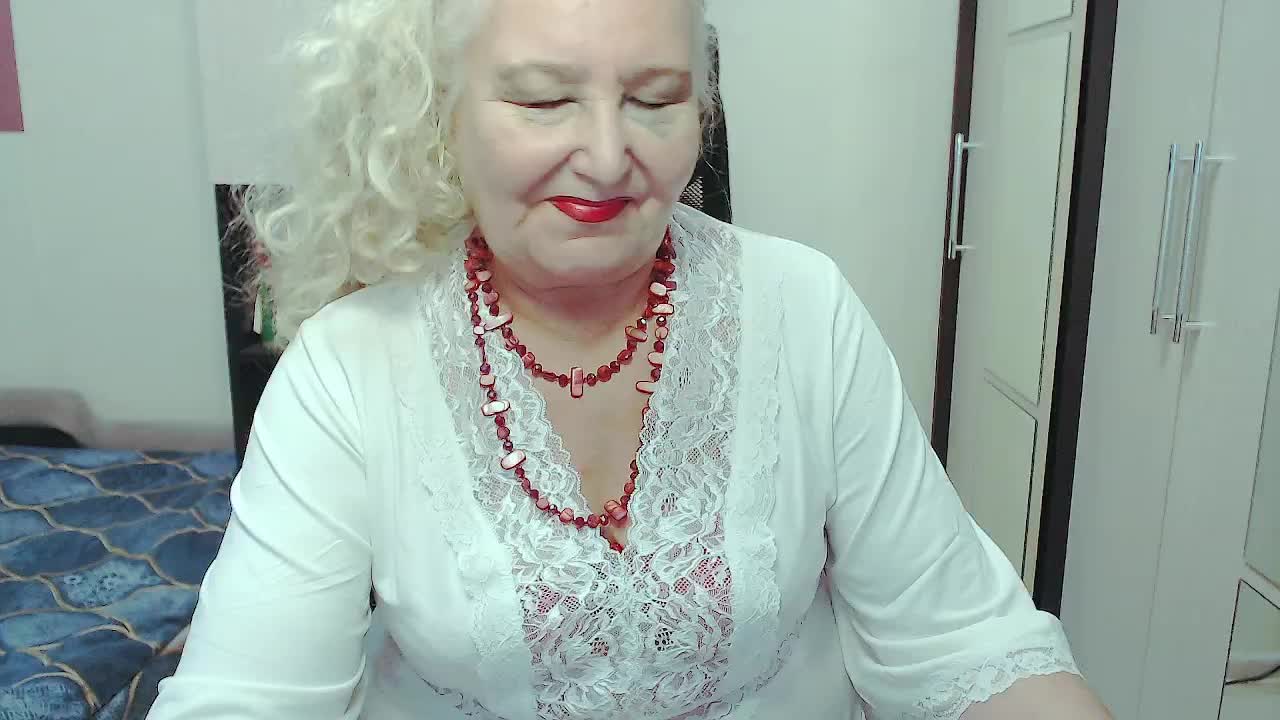 GrannyWants Live Sex December 17, 2025