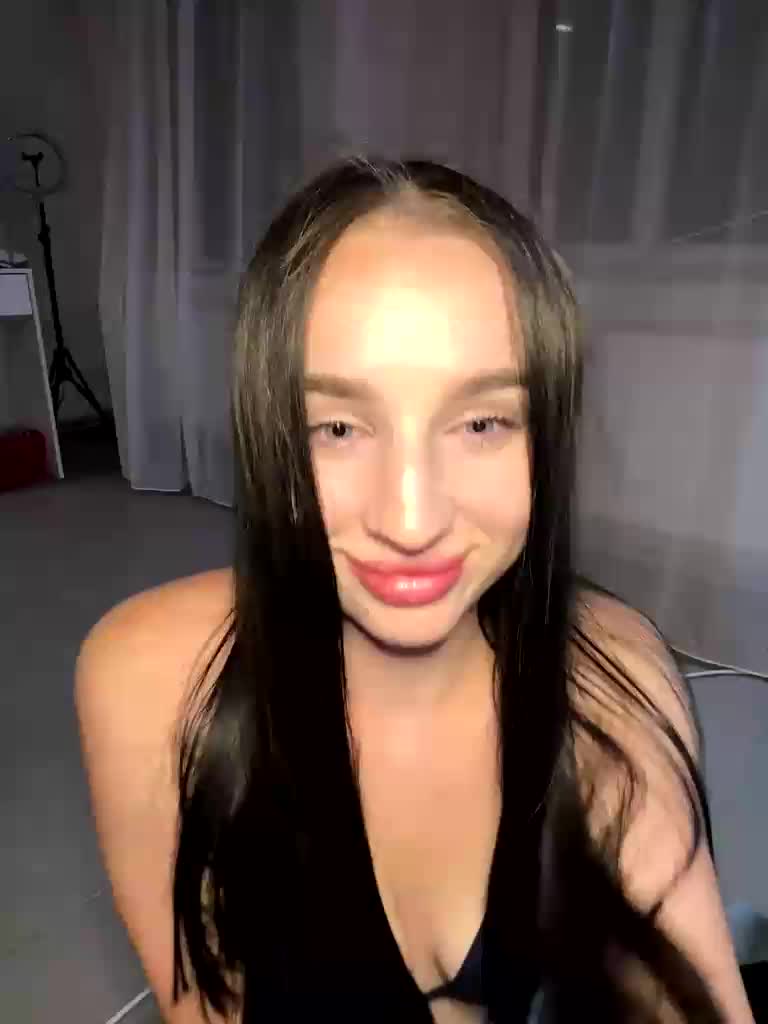 Yana777a Live Sex August 29, 2025