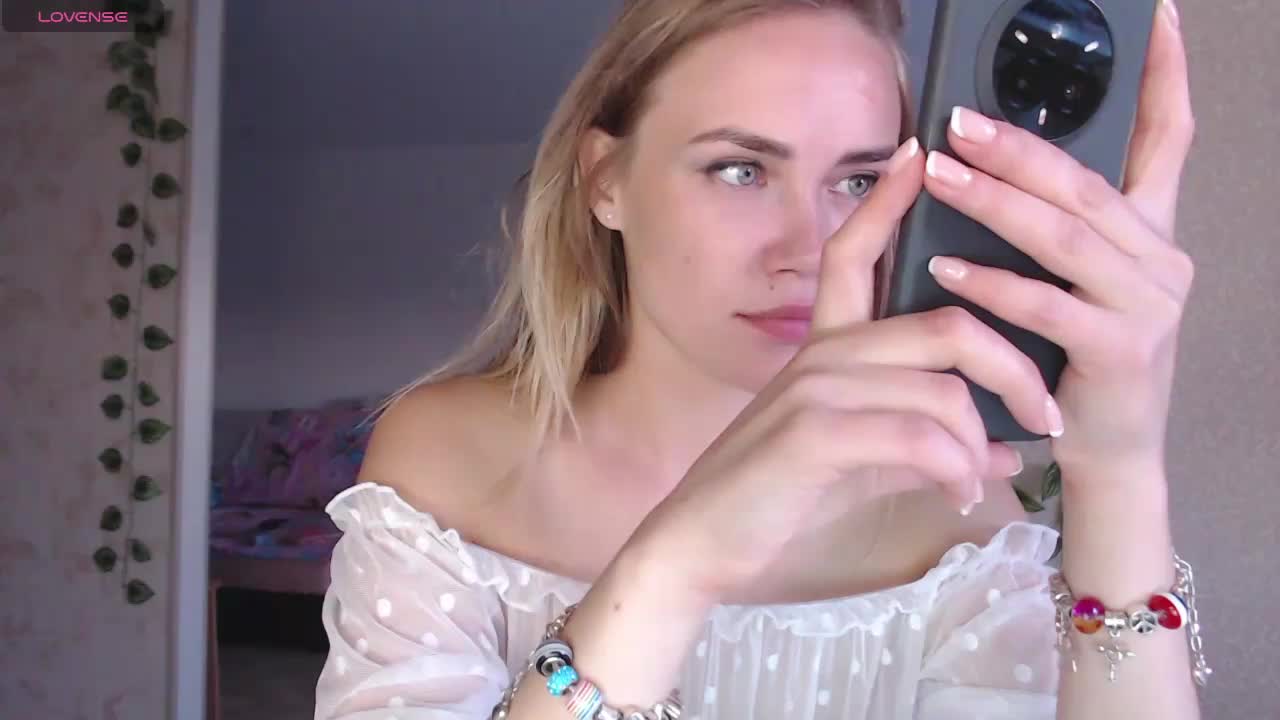 PrincesseMononoke Live Sex December 17, 2025