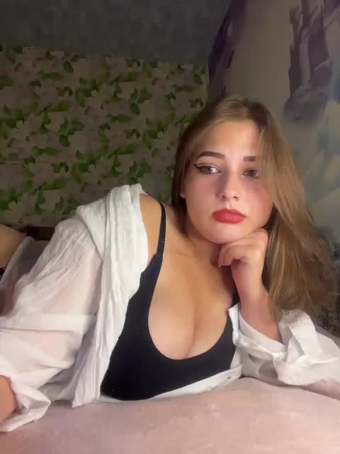 little-devil Live Sex December 18, 2025