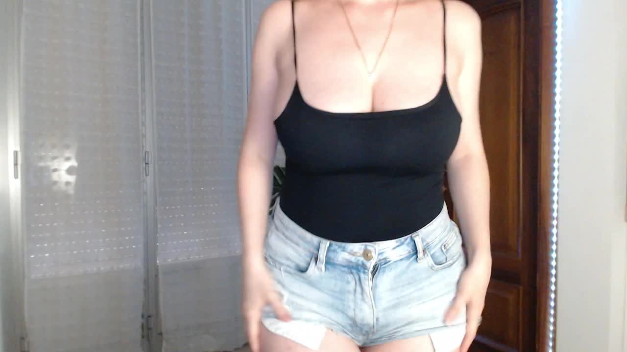 Alina-Lovely Live Sex December 14, 2025