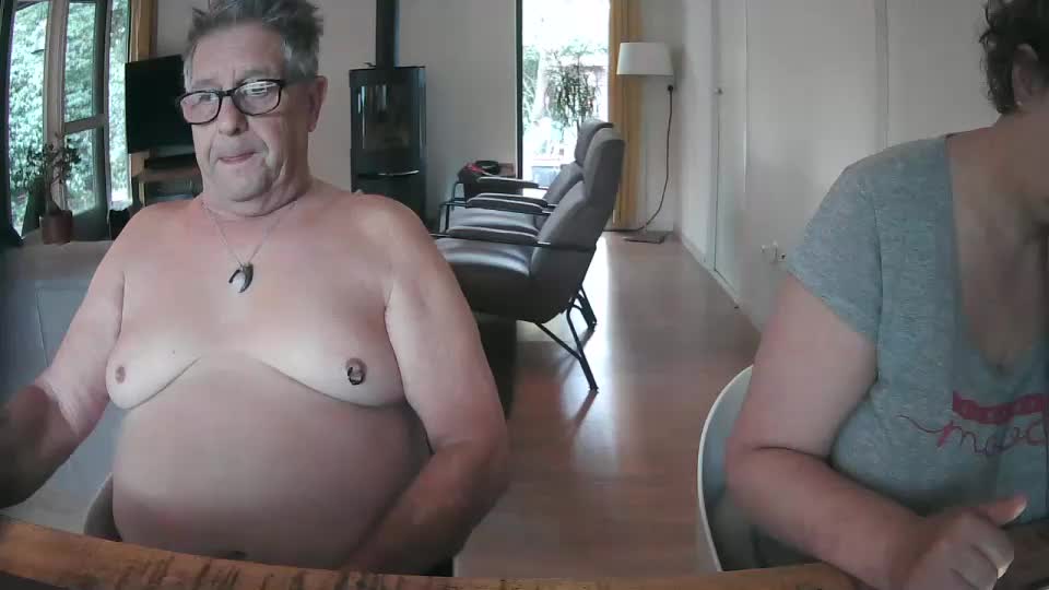 woodwurm Live Sex August 29, 2025