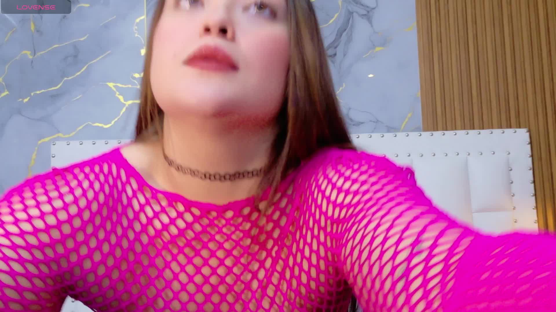 curvykinkydesire Live Sex December 15, 2025