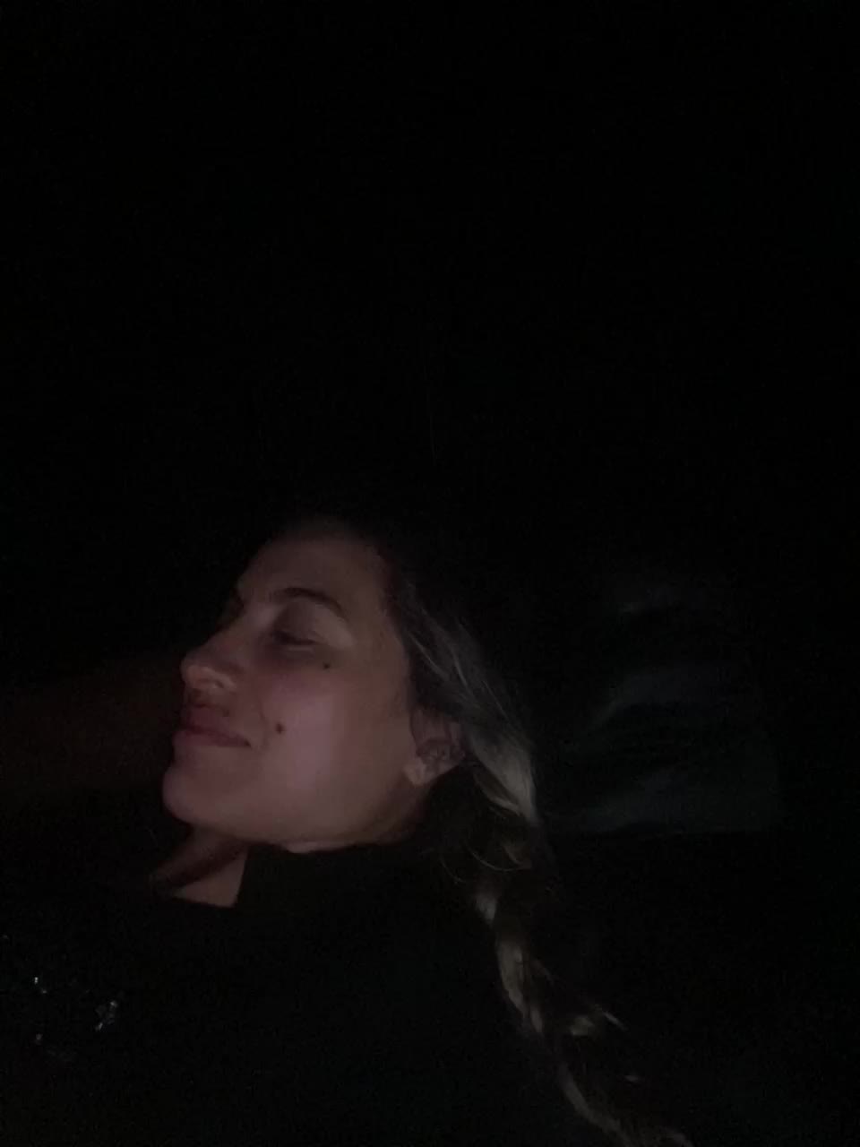 mariecam420 Live Sex December 14, 2025