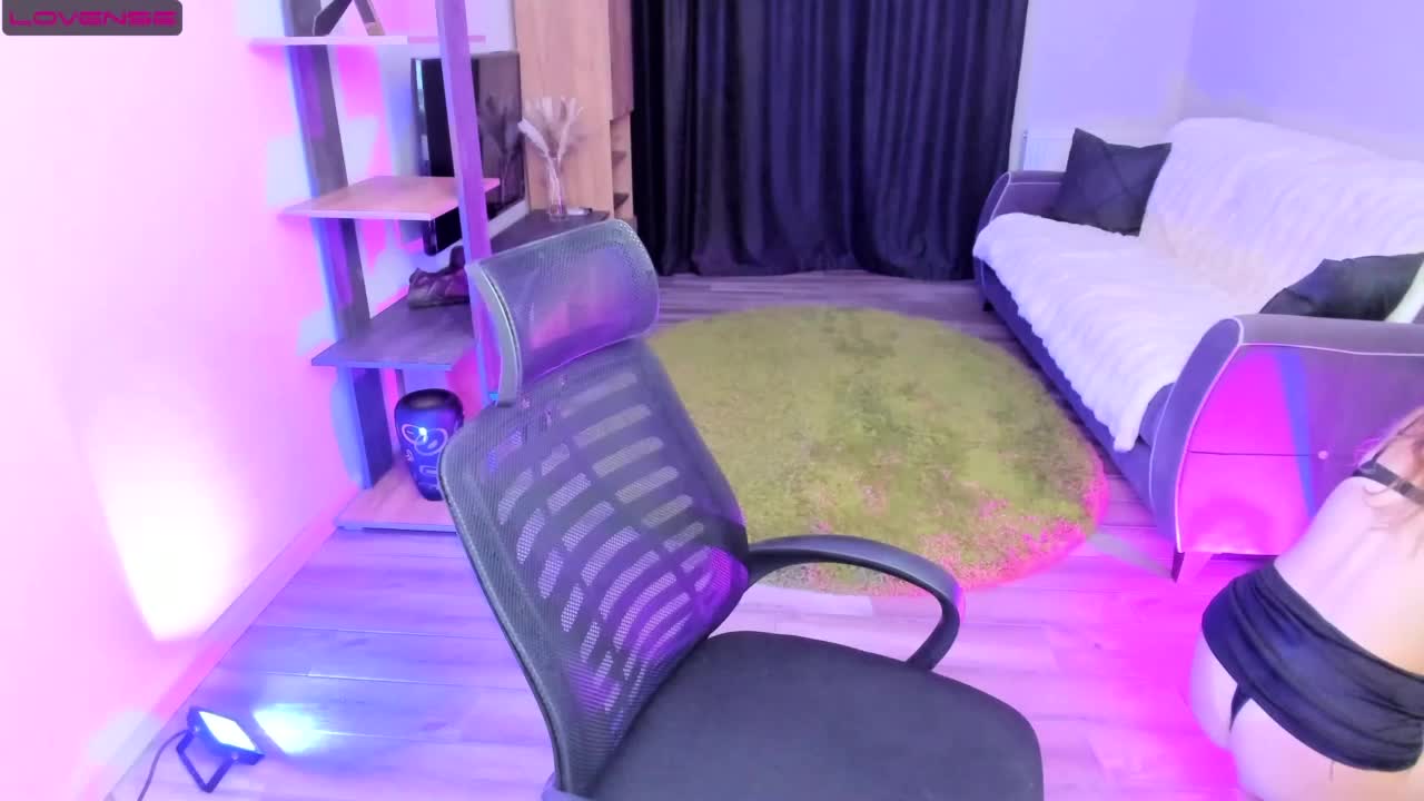 StrippingLady Live Sex December 17, 2025