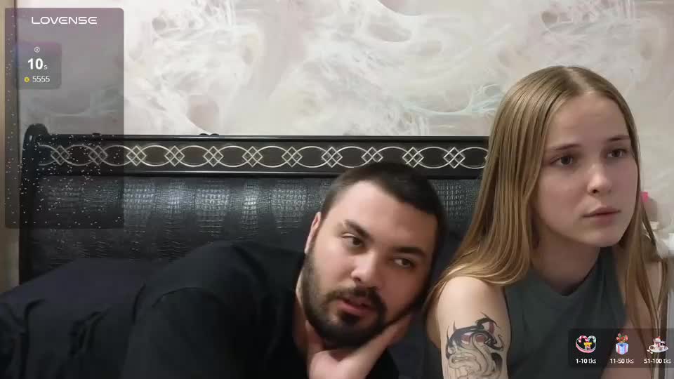 taiti_fox_cub Live Sex December 13, 2025