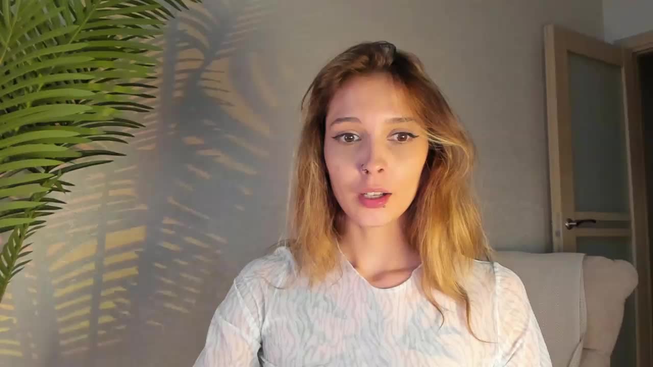 Maribett Live Sex December 17, 2025