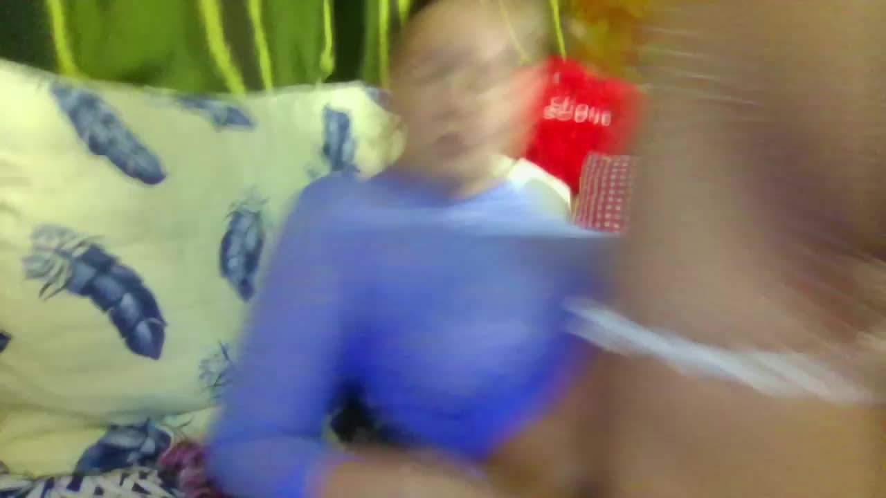 Aktriska Live Sex December 17, 2025