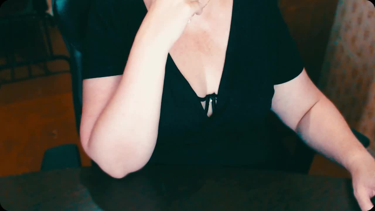 Alisa1917 Live Sex December 17, 2025