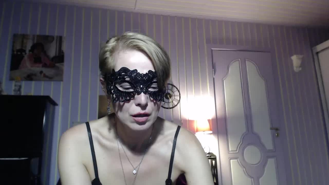 Chris-2024 Live Sex December 14, 2025