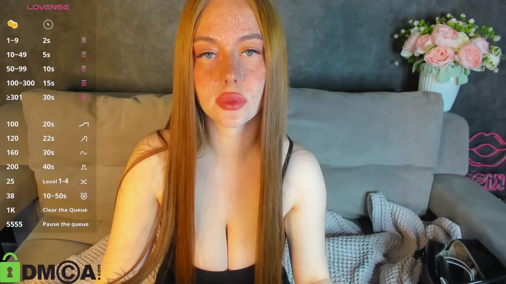 Roxy-Sunny Live Sex December 18, 2025