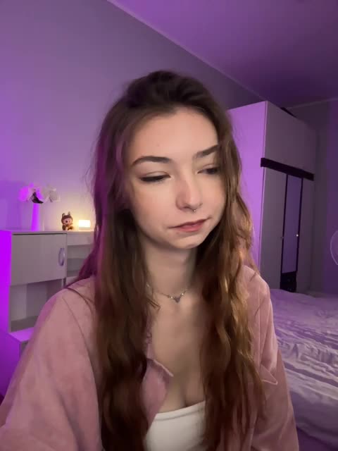 ShyAlya Live Sex December 17, 2025