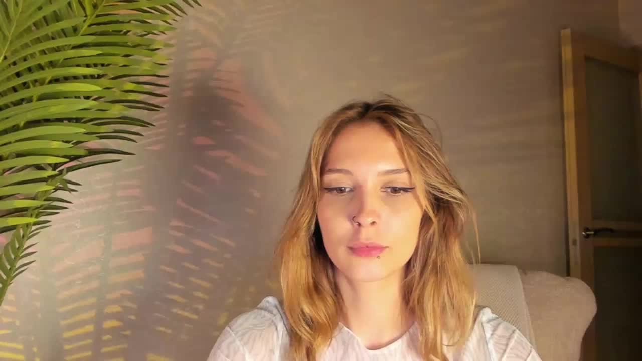 Maribett Live Sex December 17, 2025