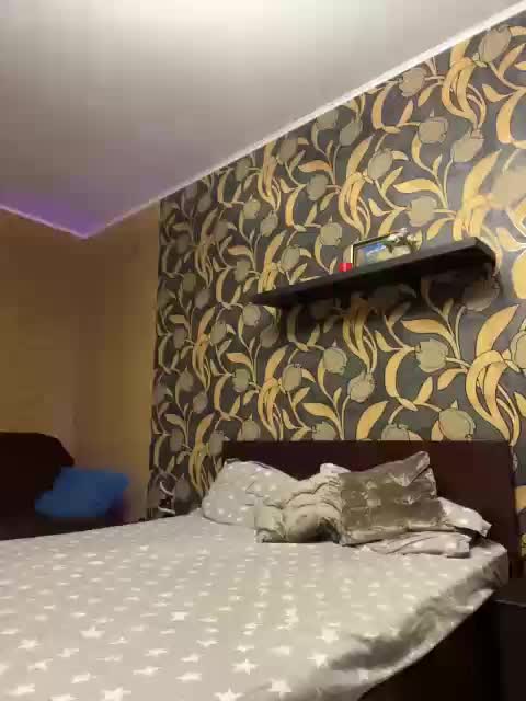 LouiseJenkin Live Sex December 14, 2025