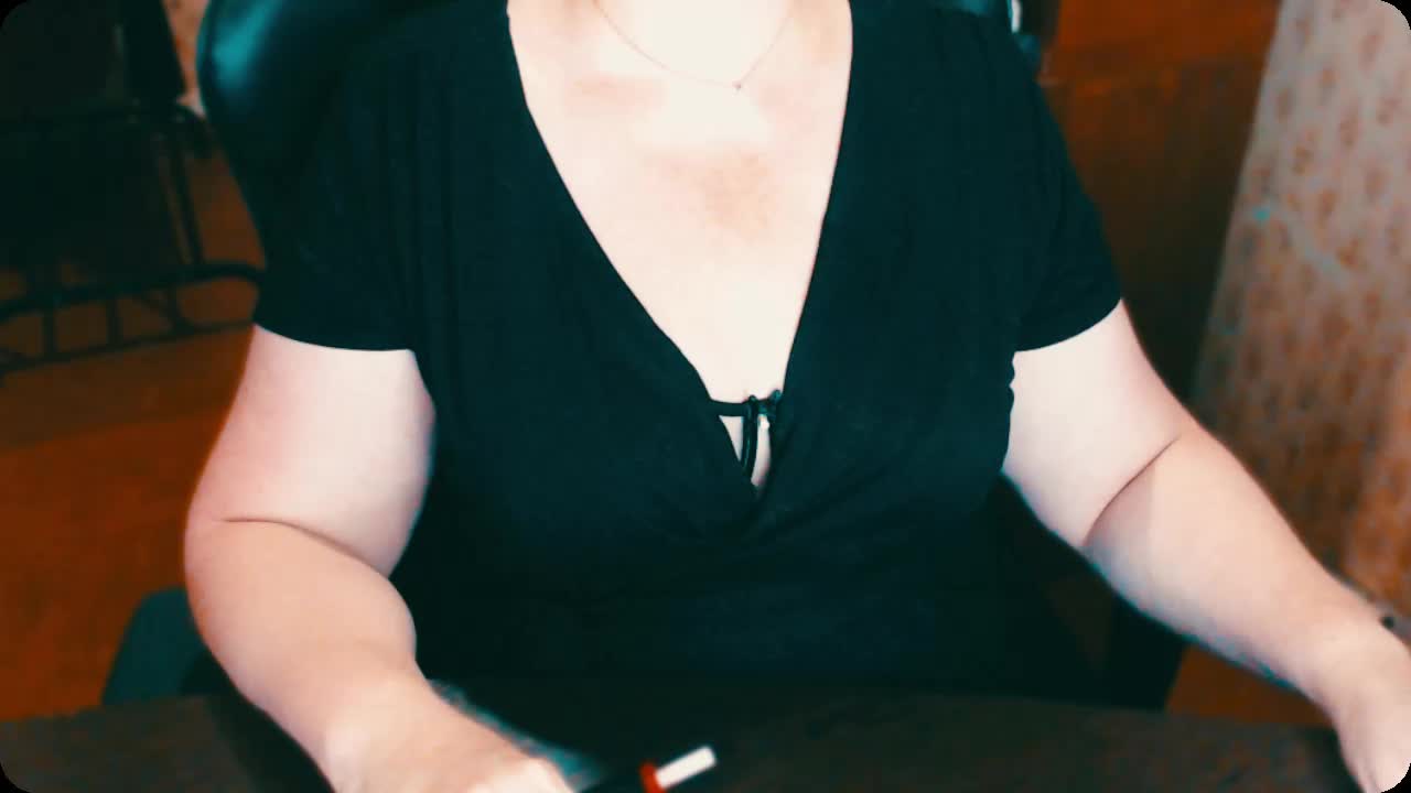 Alisa1917 Live Sex December 17, 2025