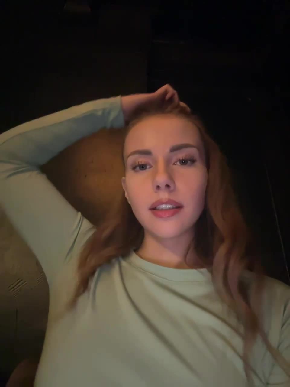 VikkiExtraCheese Live Sex December 18, 2025